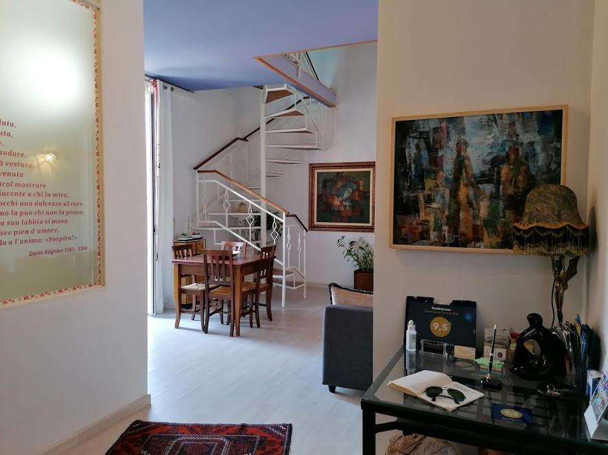 Appartement La Casa Di Beatrice à Palerme Extérieur photo